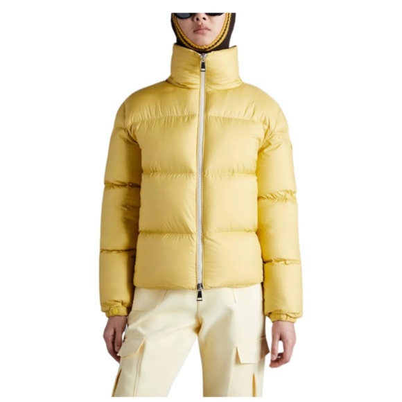 Moncler Like New Puffer Jacket Womens Size 0 XS Yellow Full Zip Down Filled - Picture 1 of 13